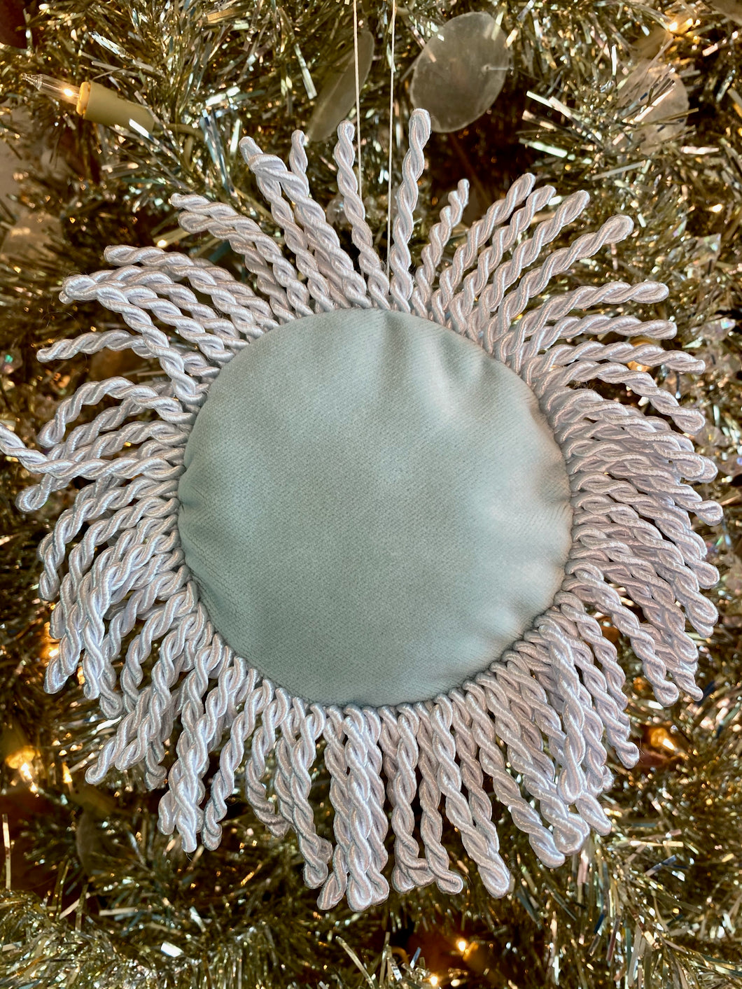 The Mini Diddis Ornament: Carolina Cutie